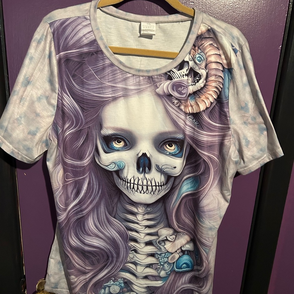 SHEIN Purple Graphic Short Sleeve Tee